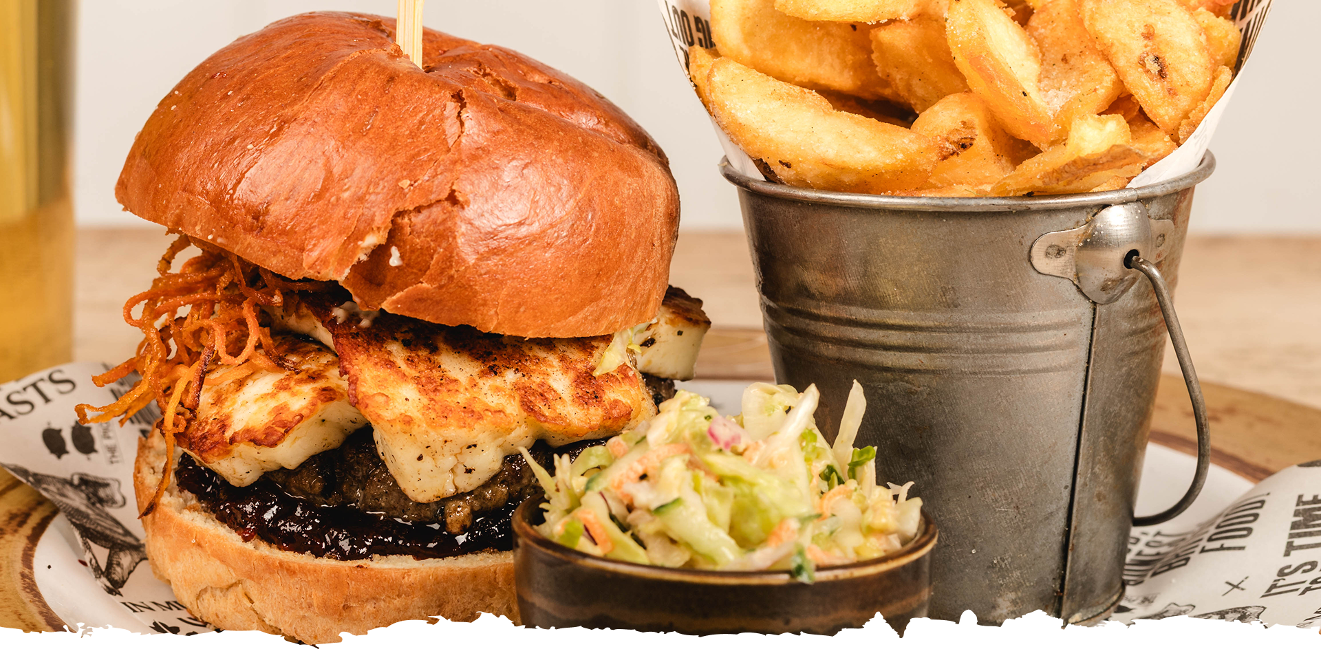 Chargrilled Lamb, garlic & mint burger